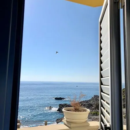 Caletta Del Porto ديامنتي