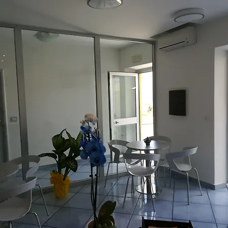 Caletta Del Porto ديامنتي