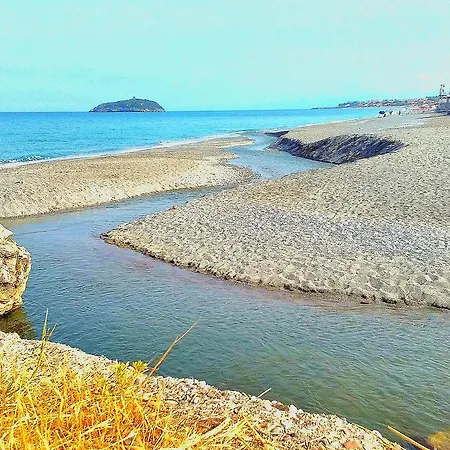 Caletta Del Porto 3*