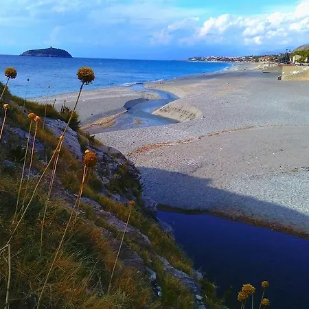 فندق مبيت وإفطار Caletta Del Porto ديامنتي
