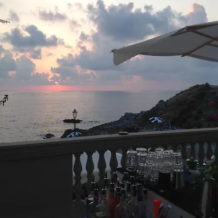 Caletta Del Porto فندق مبيت وإفطار