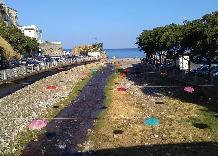 Caletta Del Porto Alojamento de Acomodação e Pequeno-almoço 3*