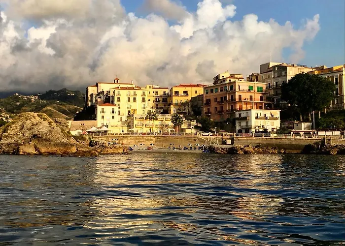 Alojamento de Acomodação e Pequeno-almoço Caletta Del Porto Diamante