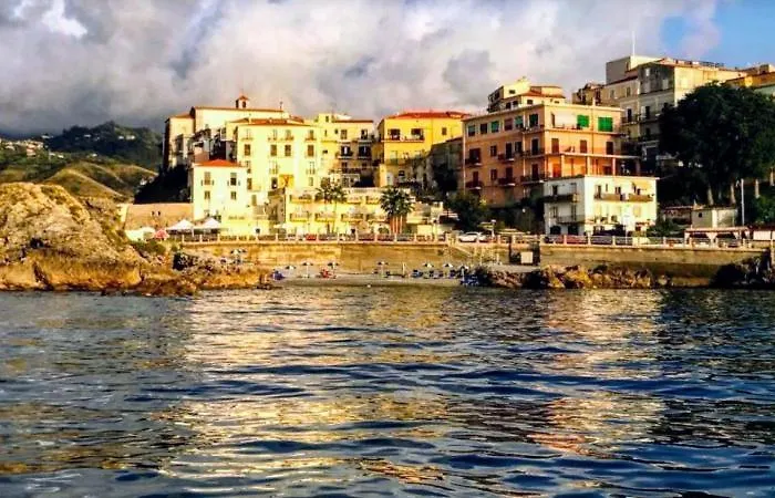 Caletta Del Porto Alojamento de Acomodação e Pequeno-almoço Diamante